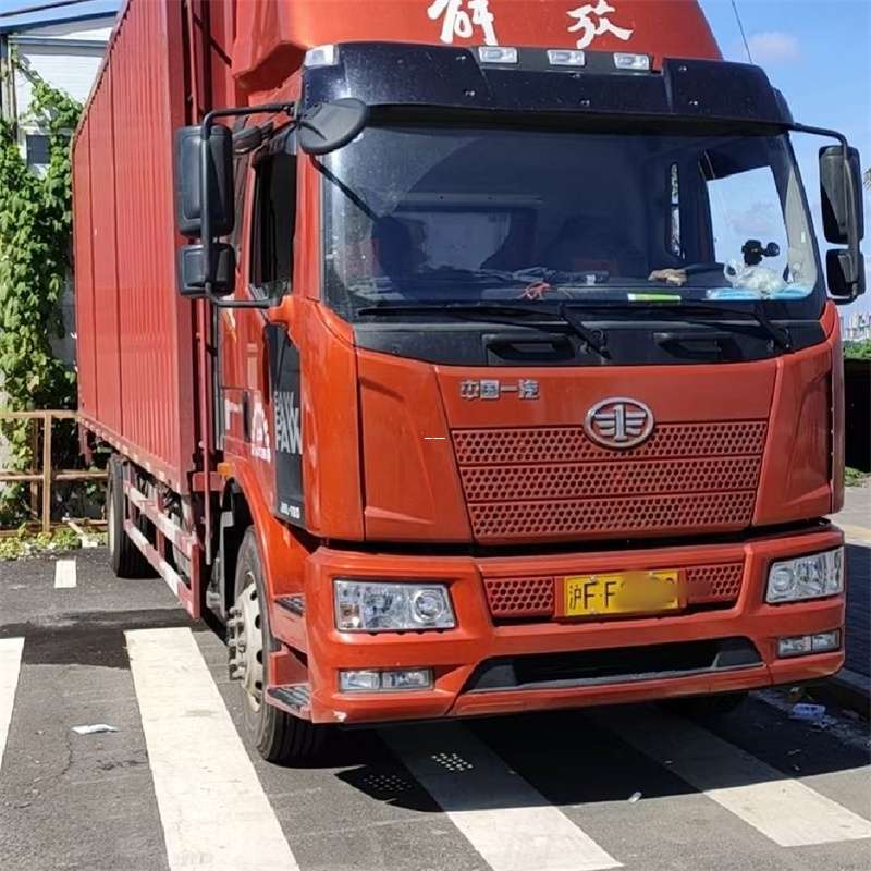 措美县罗平县进仓物流：专线直达的多元货运之旅